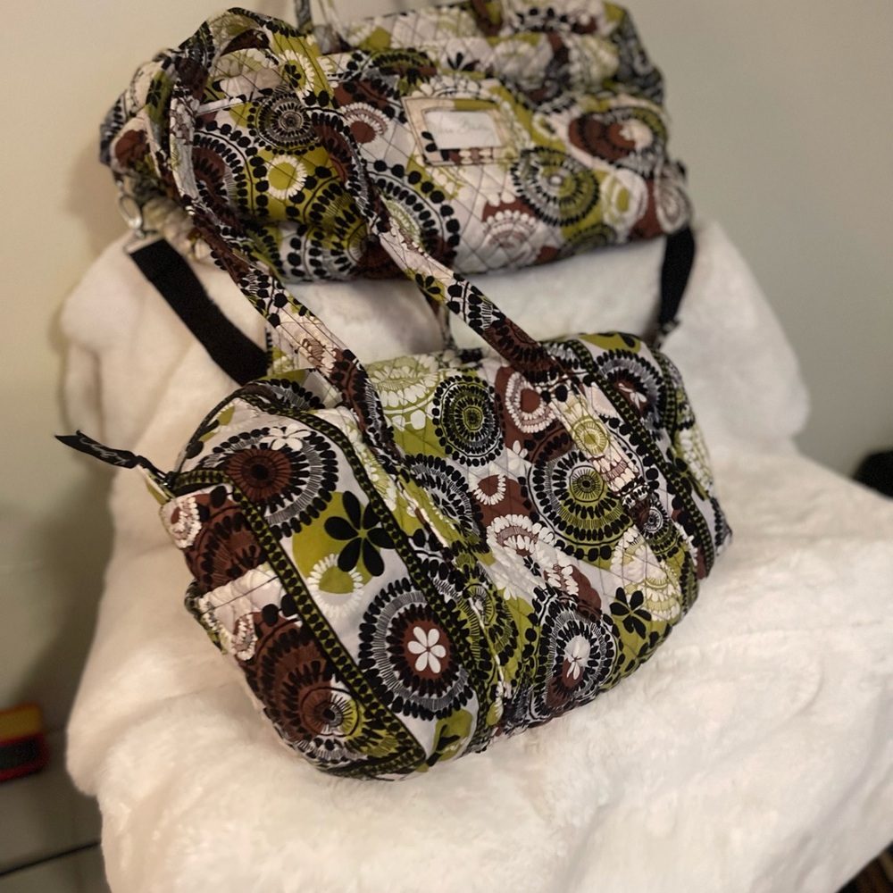 Vintage Vera Bradley Floral Quilted travel bag.